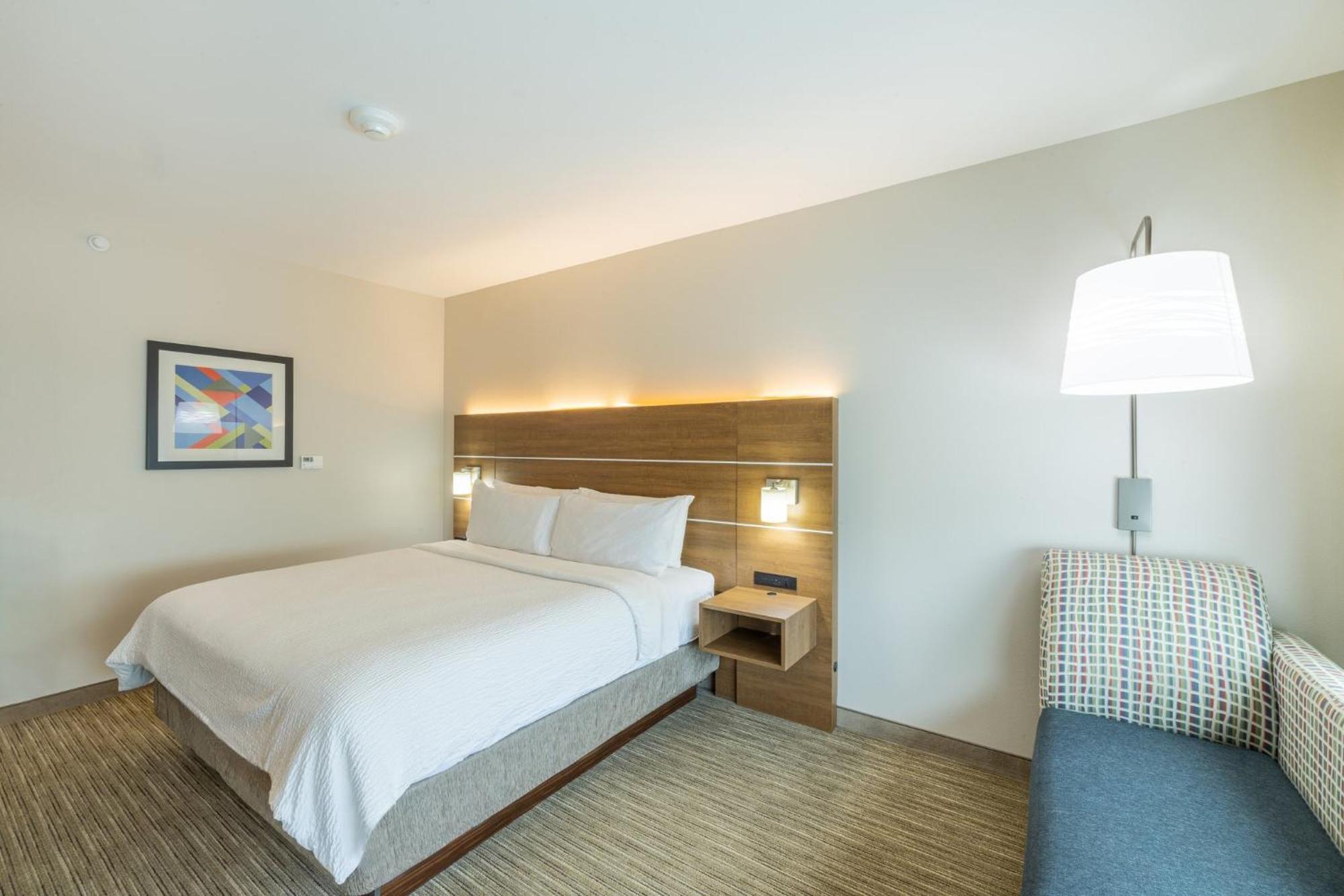 Holiday Inn Express & Suites - Lindale By Ihg Kültér fotó