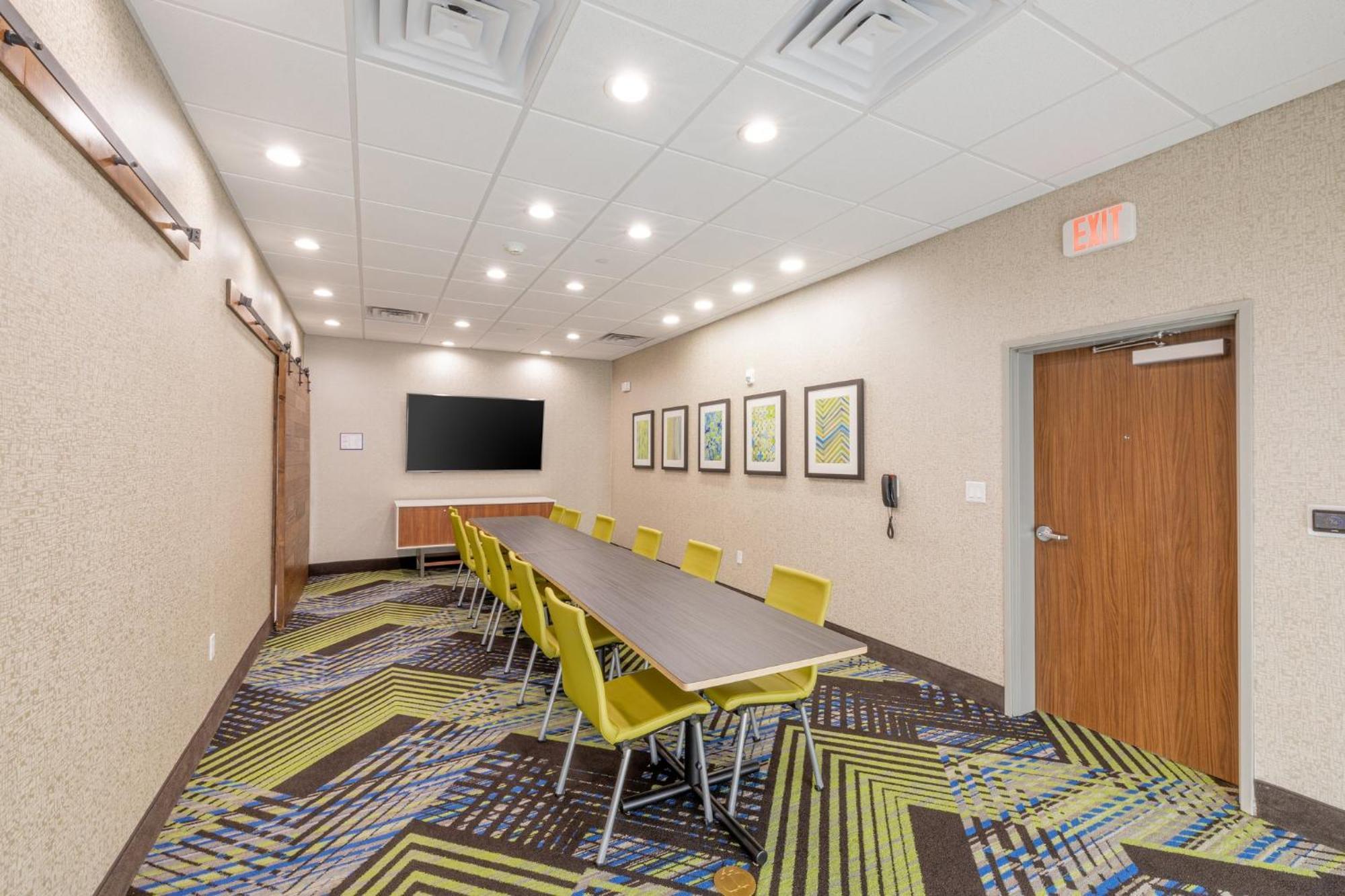 Holiday Inn Express & Suites - Lindale By Ihg Kültér fotó